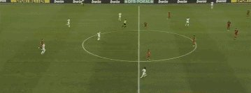 1661983674604031177.gif 拜仁52.gif